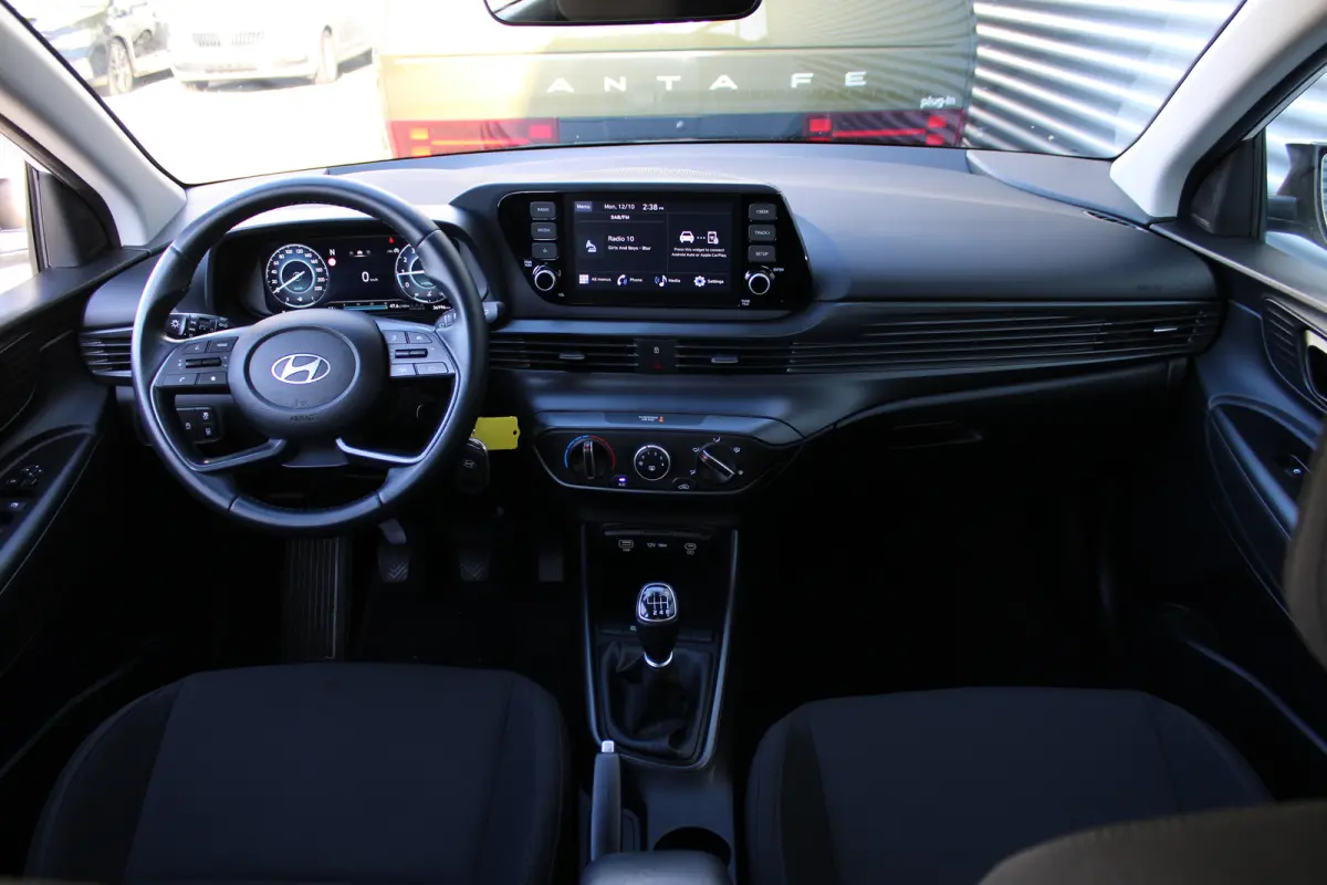 1.0 T-GDI 100pk Comfort | Airco | Camera | Carplay | Cruise control | Dodehoek detectie | Navigatie | Parkeersensoren | Digitaal cockpit | Lichtmetalen velgen