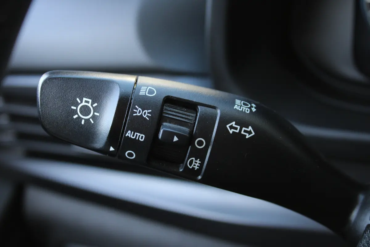 1.0 T-GDI 100pk Comfort | Airco | Camera | Carplay | Cruise control | Dodehoek detectie | Navigatie | Parkeersensoren | Digitaal cockpit | Lichtmetalen velgen