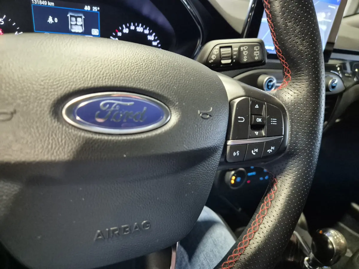 1.0 EcoBoost Titanium Business Navigatie | LED | Camera | Carplay | Clima