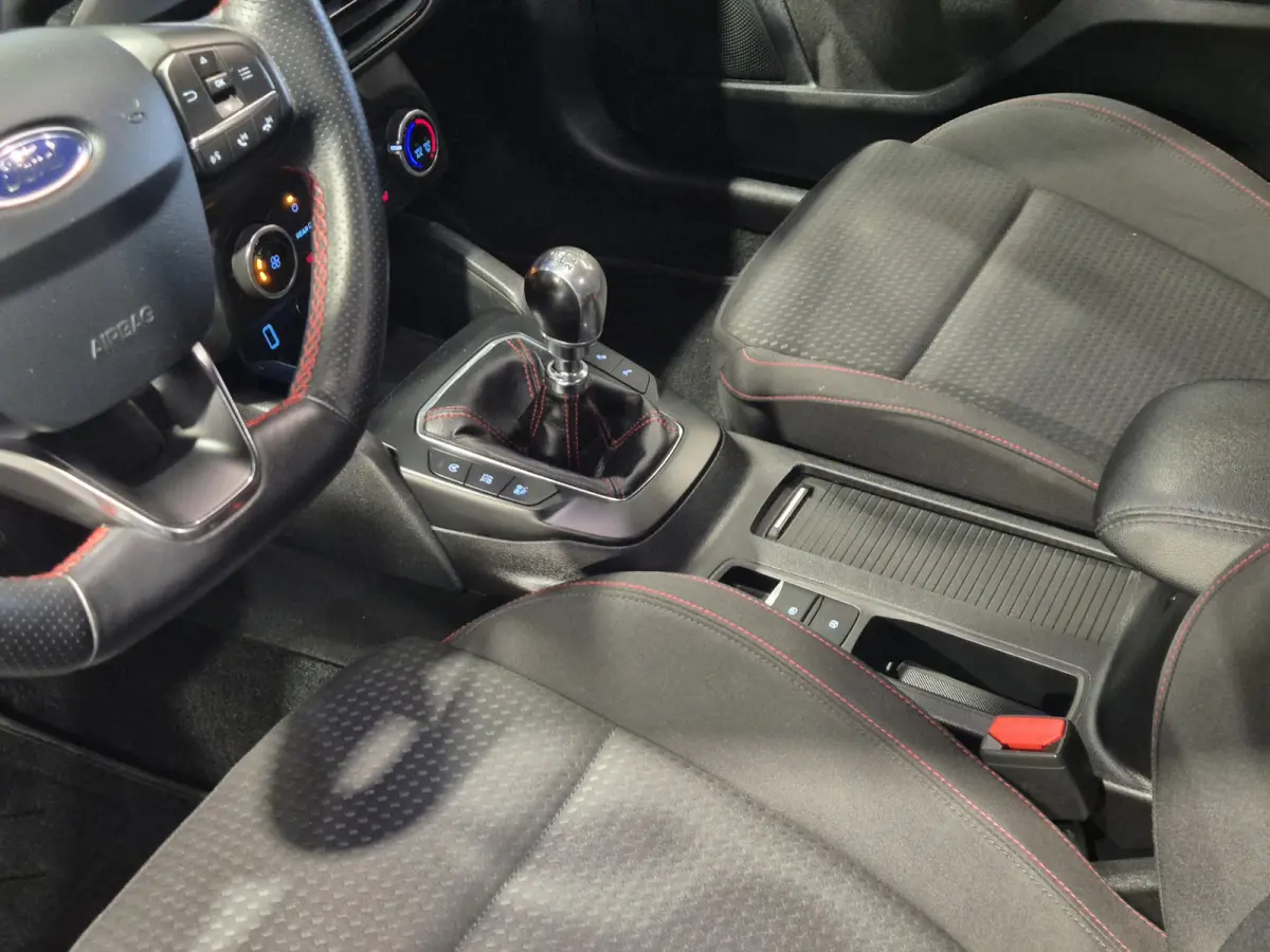 1.0 EcoBoost Titanium Business Navigatie | LED | Camera | Carplay | Clima