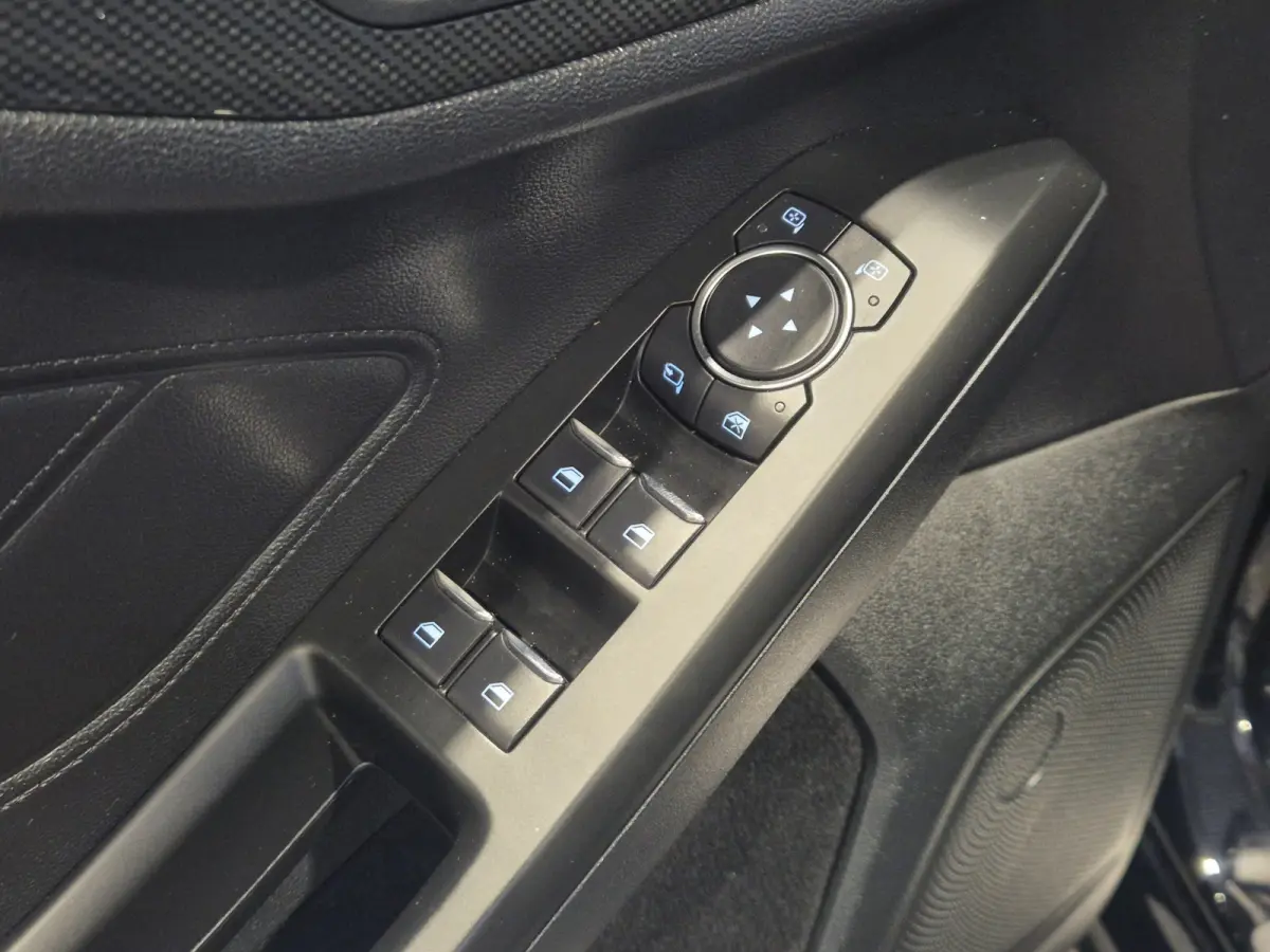 1.0 EcoBoost Titanium Business Navigatie | LED | Camera | Carplay | Clima