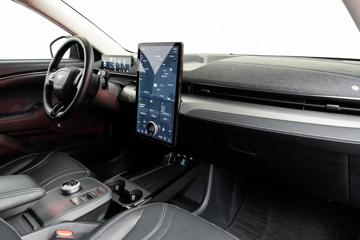 75KWh RWD 269pk | Panoramadak | B&O Audio | Elekt achterklep | 4 Jaar / 100.000km Ford Protect