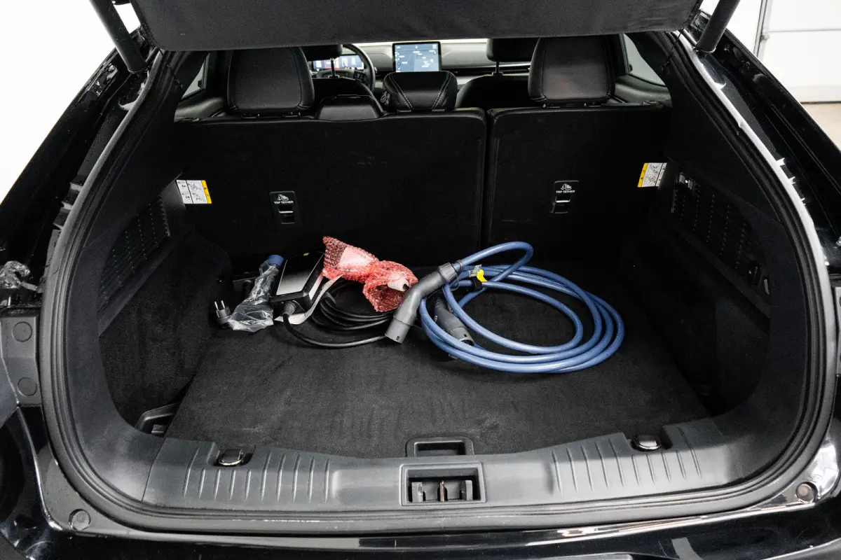 75KWh RWD 269pk | Panoramadak | B&O Audio | Elekt achterklep | 4 Jaar / 100.000km Ford Protect