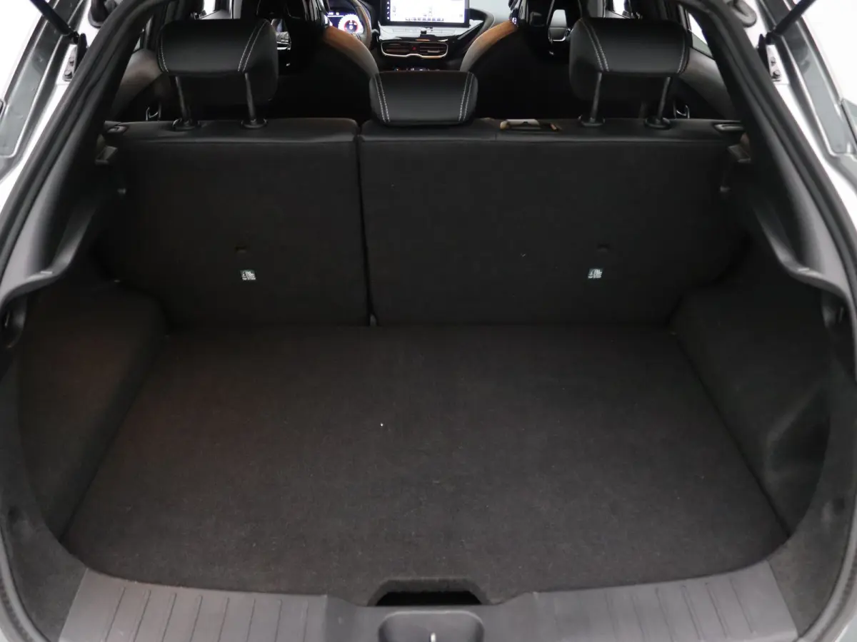143pk Hybrid Tekna Apple Carplay/Android Auto | Climate