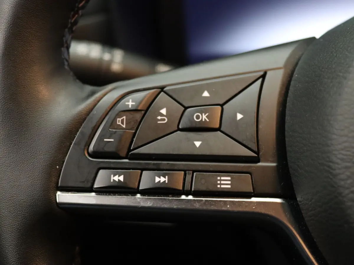 143pk Hybrid Tekna Apple Carplay/Android Auto | Climate