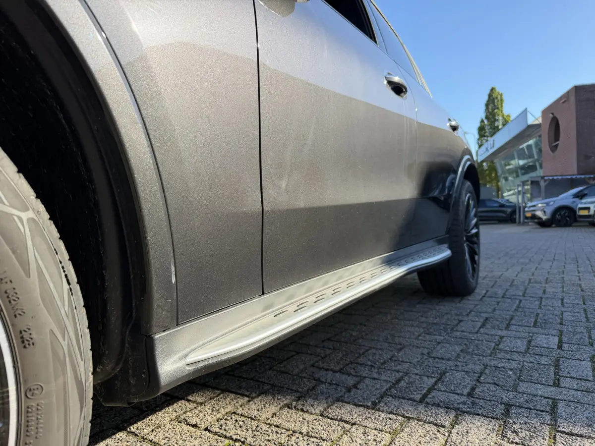 4MATIC AMG Line 20"/Trekhaak/Panoramadak/Burmester/Adaptieve cruise/Leder + memory/Stuur + stoelverwarming/360 camera/Head-up/Dodehoek/Sfeerverlichting