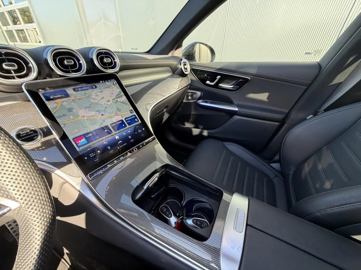 4MATIC AMG Line 20"/Trekhaak/Panoramadak/Burmester/Adaptieve cruise/Leder + memory/Stuur + stoelverwarming/360 camera/Head-up/Dodehoek/Sfeerverlichting