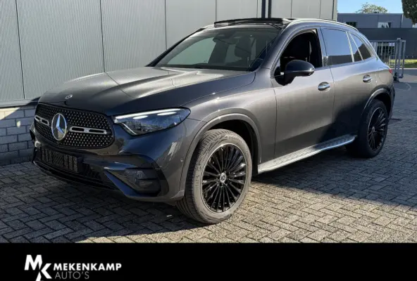 4MATIC AMG Line 20"/Trekhaak/Panoramadak/Burmester/Adaptieve cruise/Leder + memory/Stuur + stoelverwarming/360 camera/Head-up/Dodehoek/Sfeerverlichting