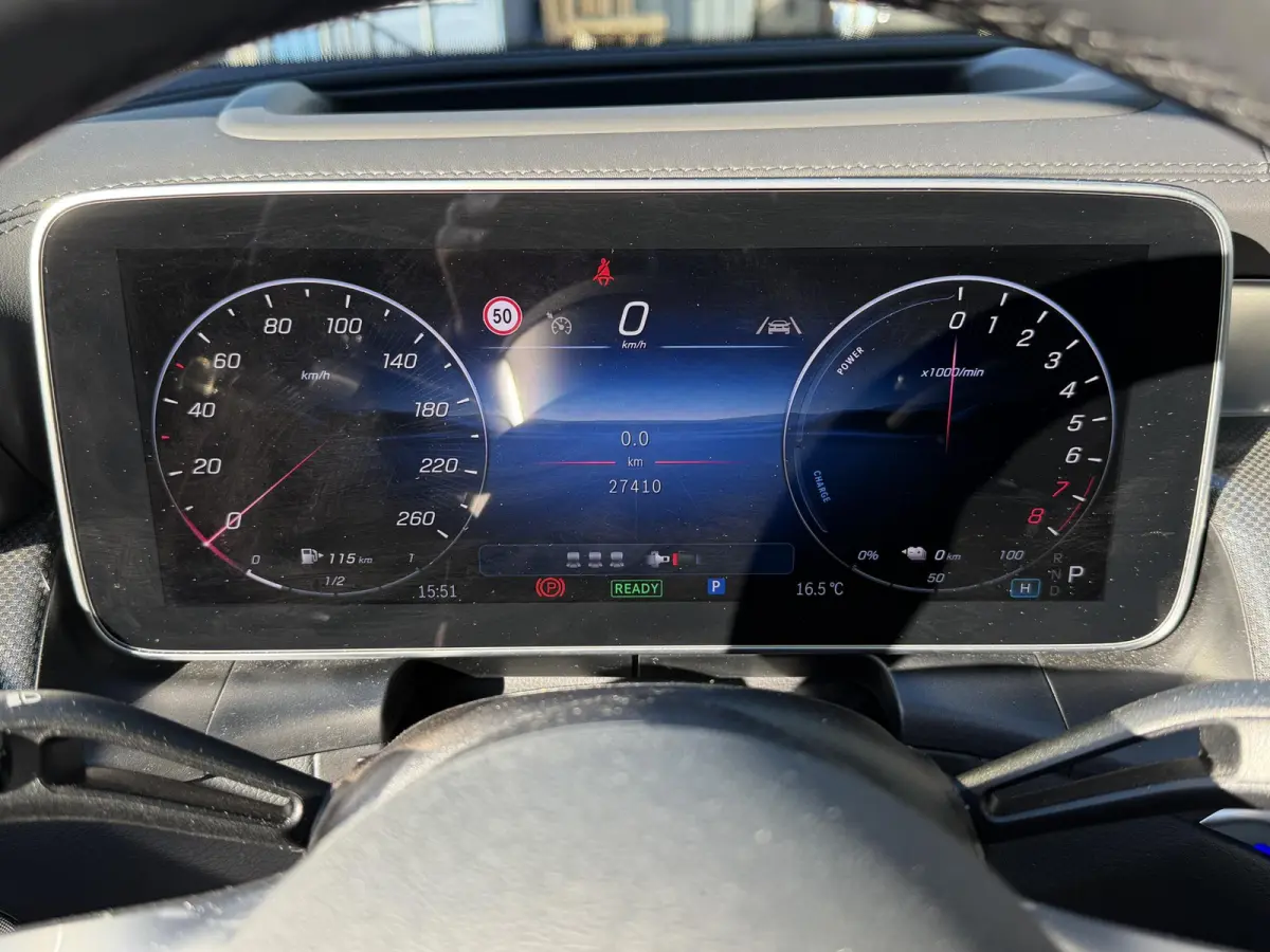 4MATIC AMG Line 20"/Trekhaak/Panoramadak/Burmester/Adaptieve cruise/Leder + memory/Stuur + stoelverwarming/360 camera/Head-up/Dodehoek/Sfeerverlichting