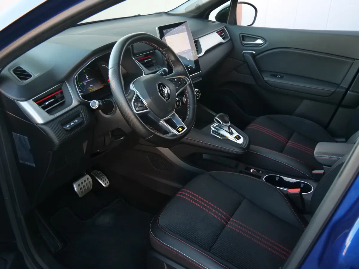 1.6 E-Tech Hybrid 145 Pk R.S. Line Automaat Navi / DAB / Camera