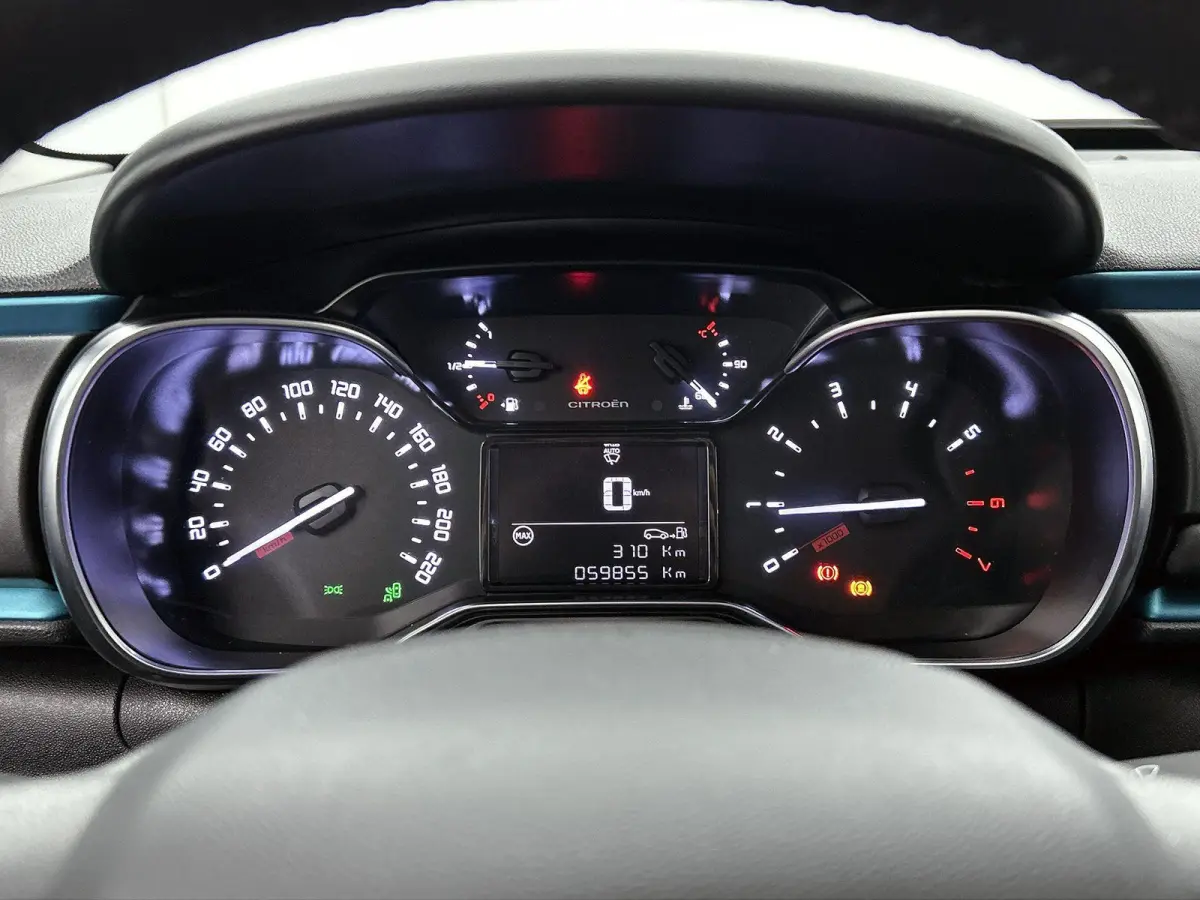 1.2 110pk Business | Navigatie | Camera | Armsteun Voor | Parkeersensoren Voor + Achter | Climate Control | Cruise Control | Getint Glas | 16"LMV | Apple Carplay/Android Auto |