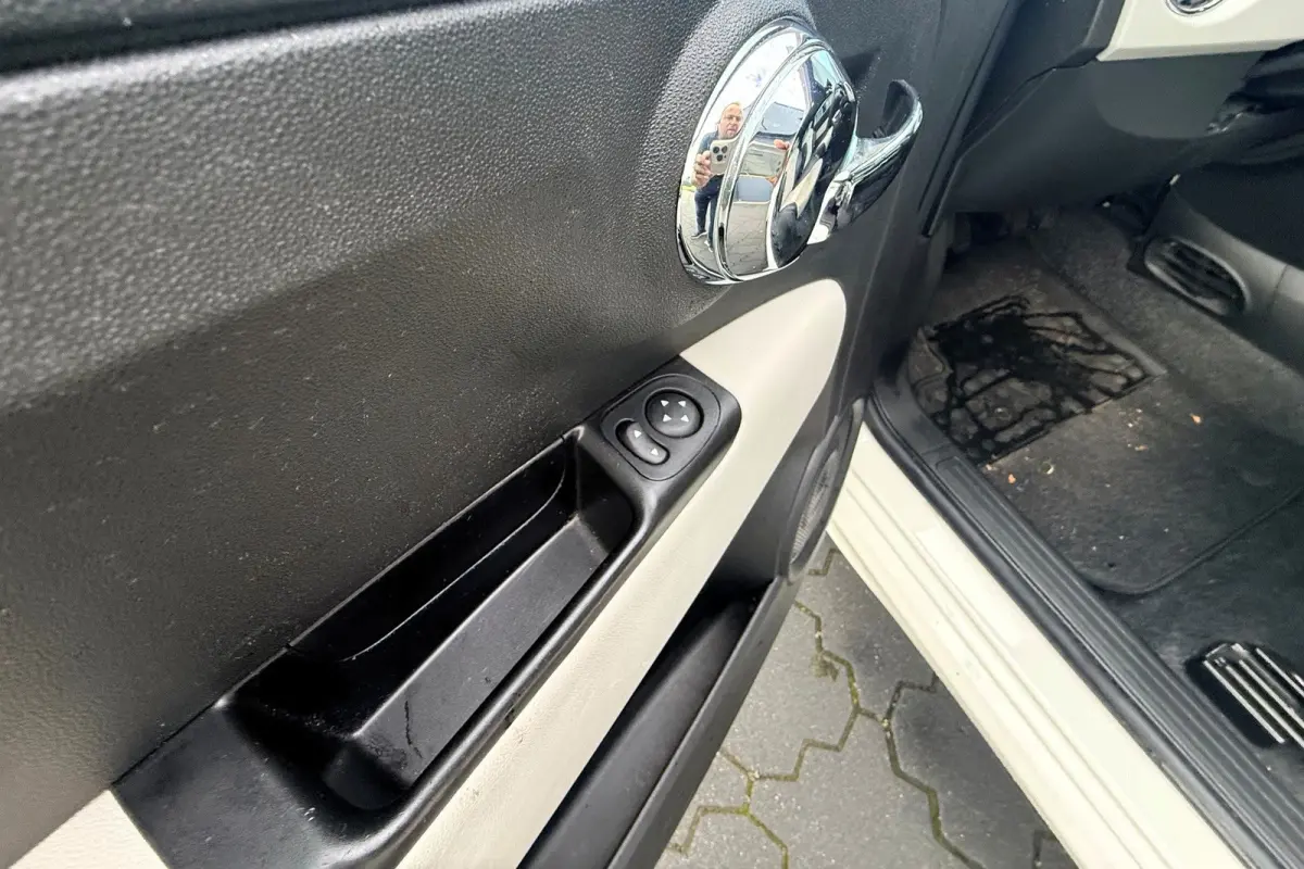 1.2 Star 46002KM! PANO LEER NAVI 16"