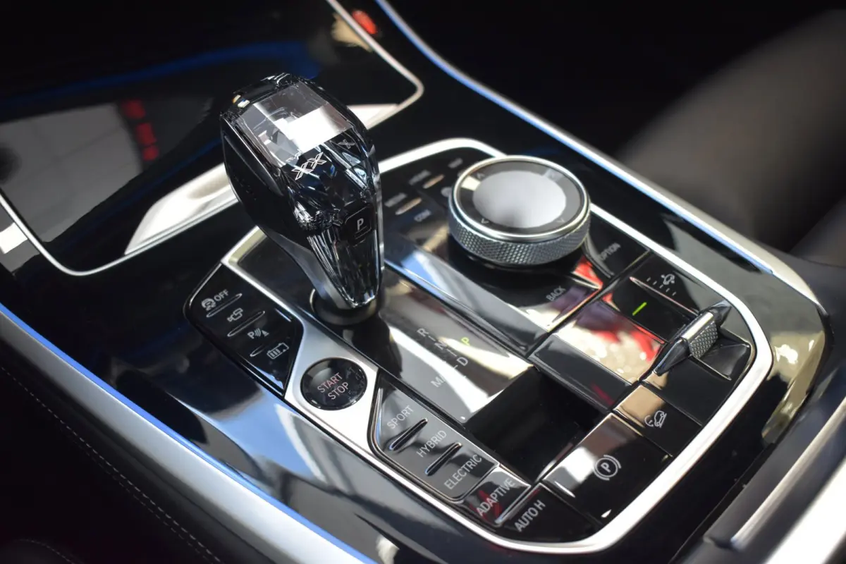 45e M-Sport xDrive 394pk | AKRAPOVIC | ACHTERASBESTURING | PANODAK