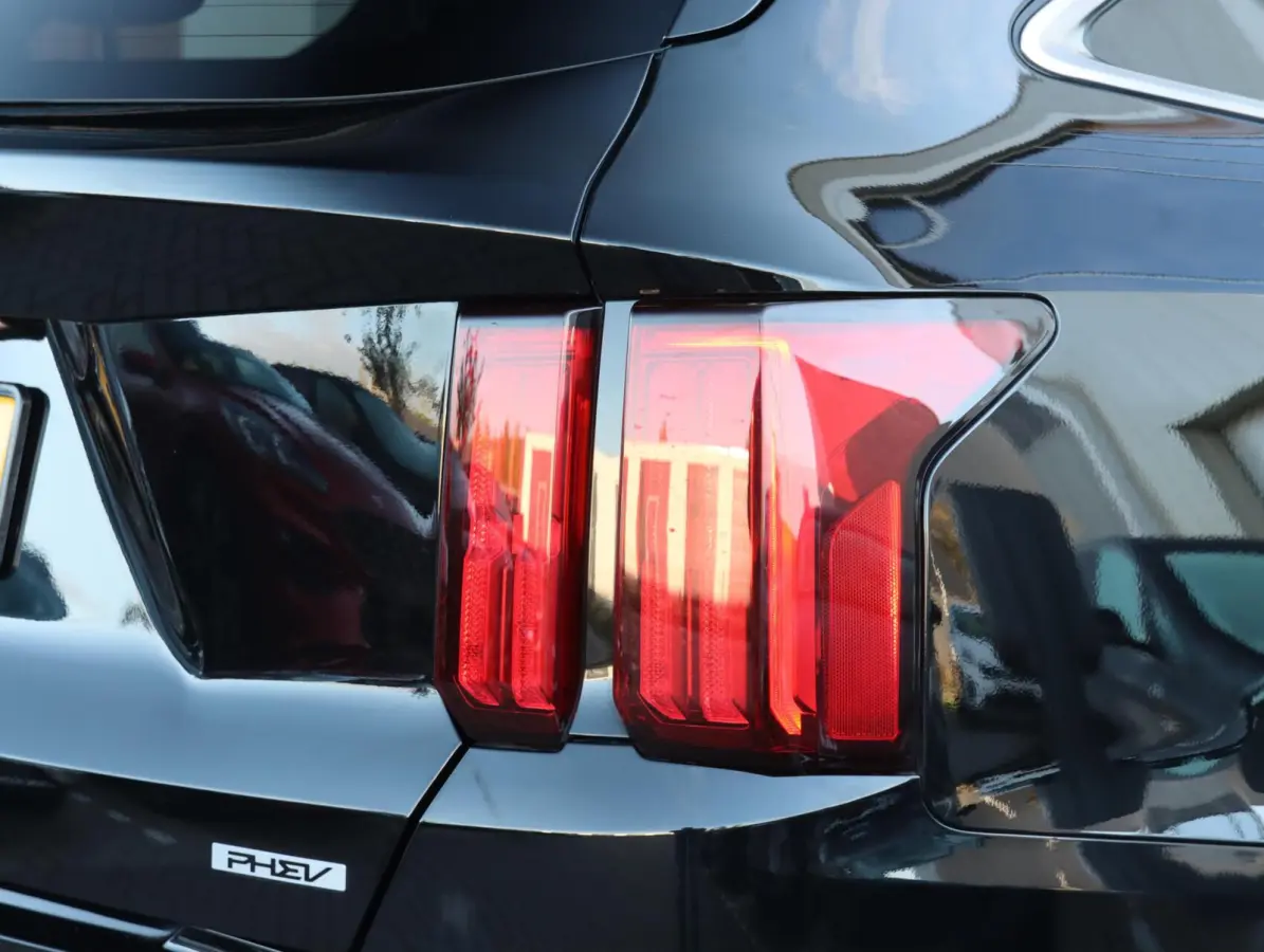 1.6 T-GDI Plug-in 265PK Hybrid 4WD ExecutiveLine 7persoons SOH 97%