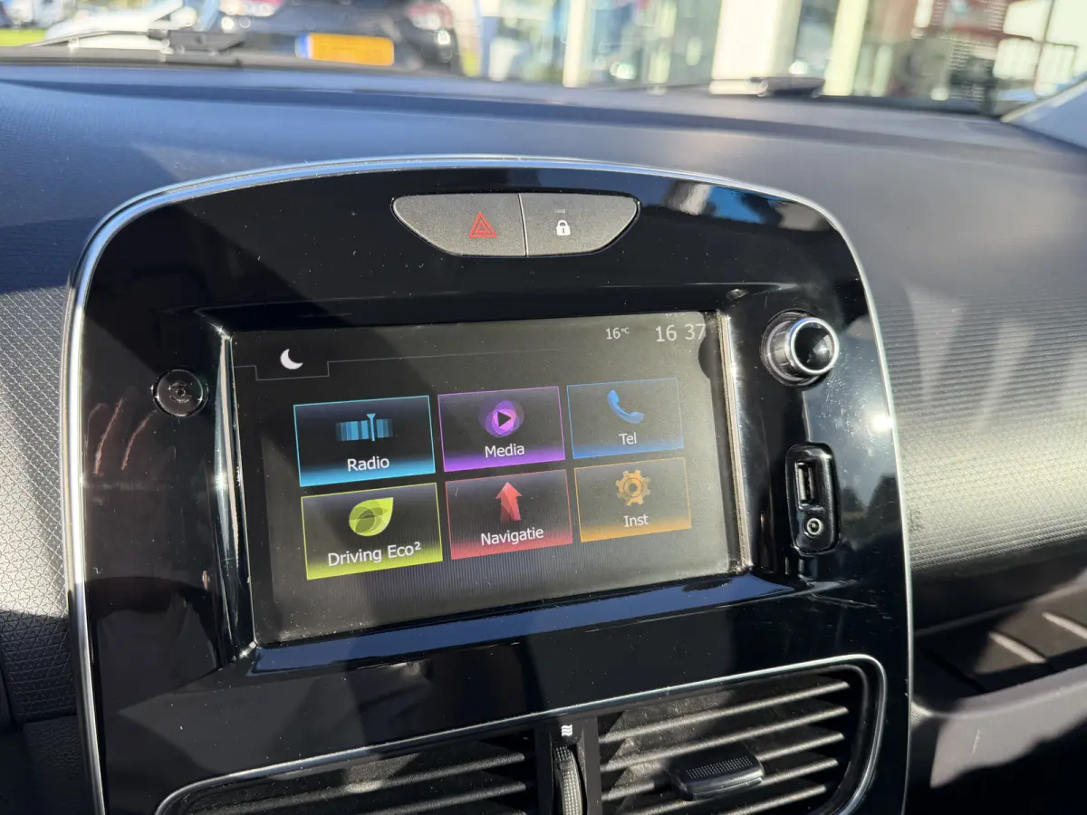 0.9 TCe Zen Apple Carplay