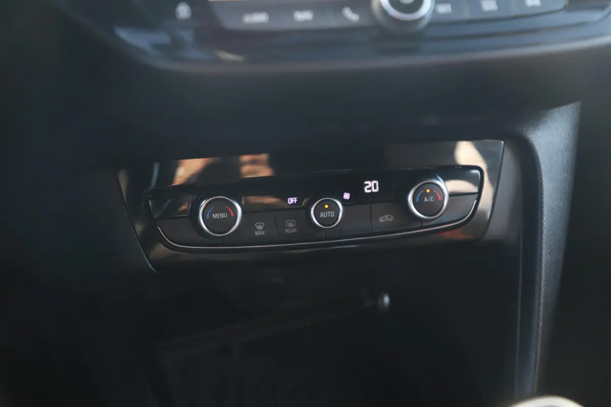 1.2 GS Line 102PK Navigatie Achteruitrijcamera Climate Cruise Control Carplay Android