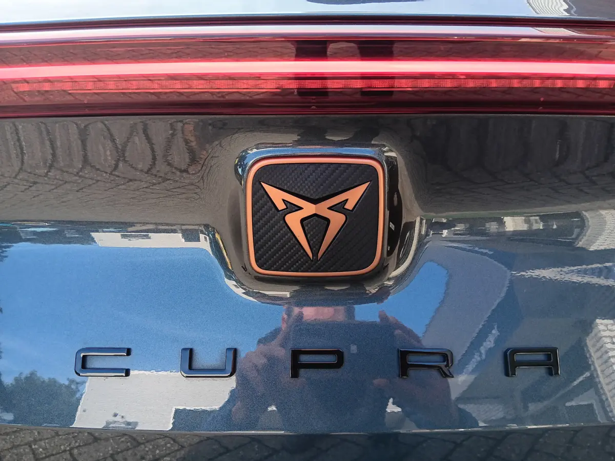 1.4 e-Hybrid VZ Copper Edition|ALLE OPTIES|MEMORY|PANO|WINTERPAKKET|NIEUWSTAAT