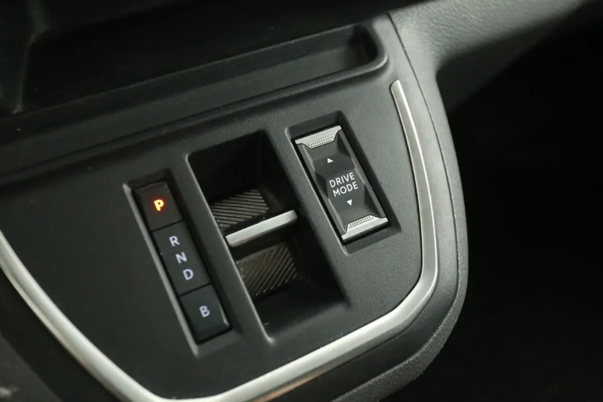 Electric 75 kWh L2H1 Range | Snelladen | SOH 93% | Airco | Cruise | 3 Zits | Parkeersens.