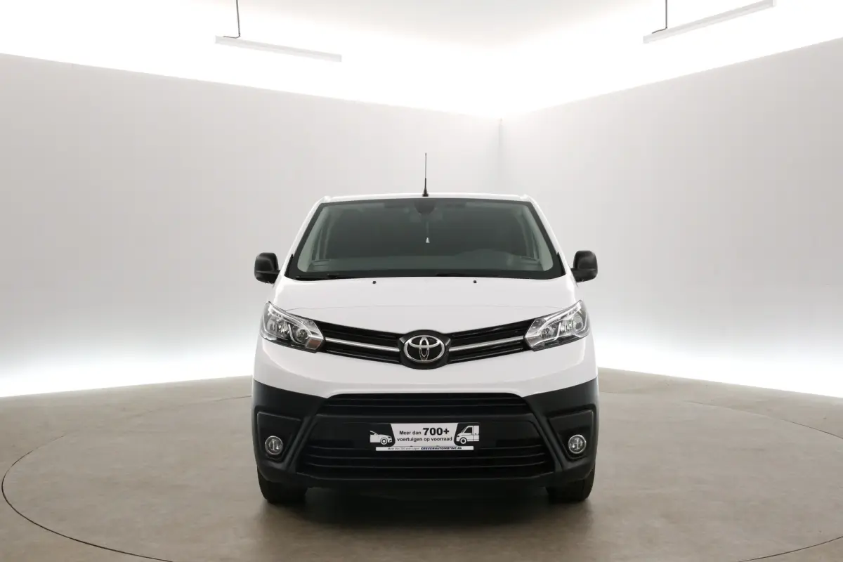 Electric 75 kWh L2H1 Range | Snelladen | SOH 93% | Airco | Cruise | 3 Zits | Parkeersens.