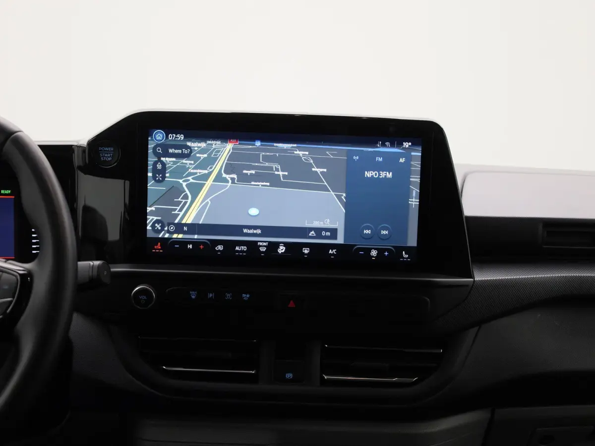 340 2.5 PHEV L2H1 Limited | Adaptieve Cruise Control | Stole-/stuurverwarming | Achteruitrijcamera | Lichtmetalen Velgen | Inklapbare Spiegels | VOL!
