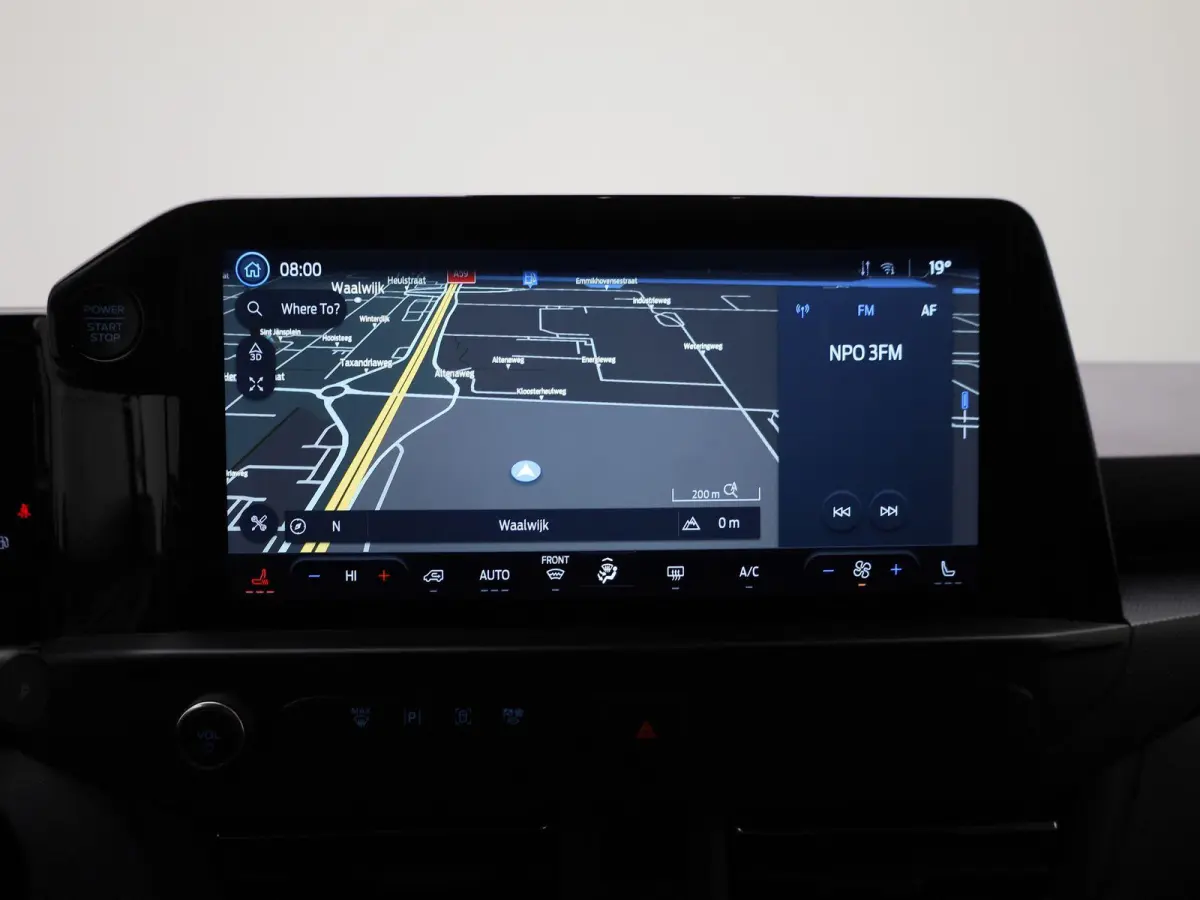 340 2.5 PHEV L2H1 Limited | Adaptieve Cruise Control | Stole-/stuurverwarming | Achteruitrijcamera | Lichtmetalen Velgen | Inklapbare Spiegels | VOL!
