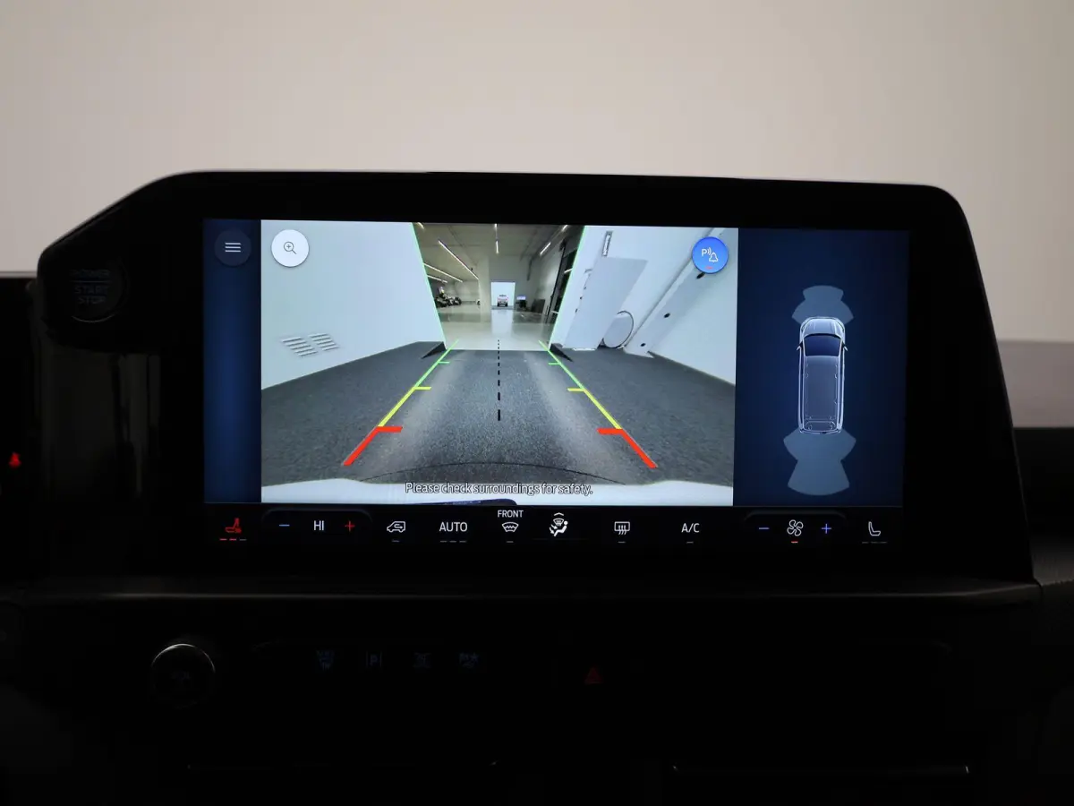 340 2.5 PHEV L2H1 Limited | Adaptieve Cruise Control | Stole-/stuurverwarming | Achteruitrijcamera | Lichtmetalen Velgen | Inklapbare Spiegels | VOL!