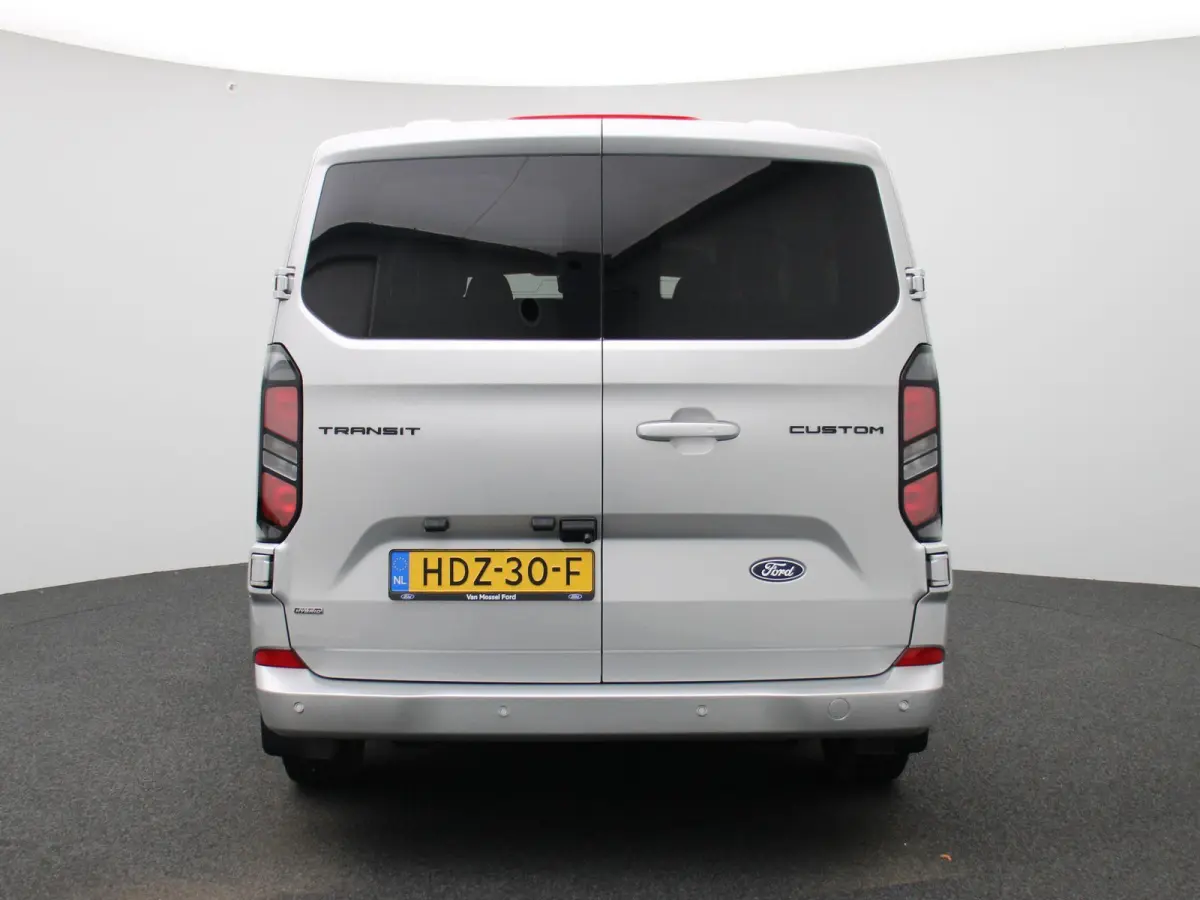 340 2.5 PHEV L2H1 Limited | Adaptieve Cruise Control | Stole-/stuurverwarming | Achteruitrijcamera | Lichtmetalen Velgen | Inklapbare Spiegels | VOL!