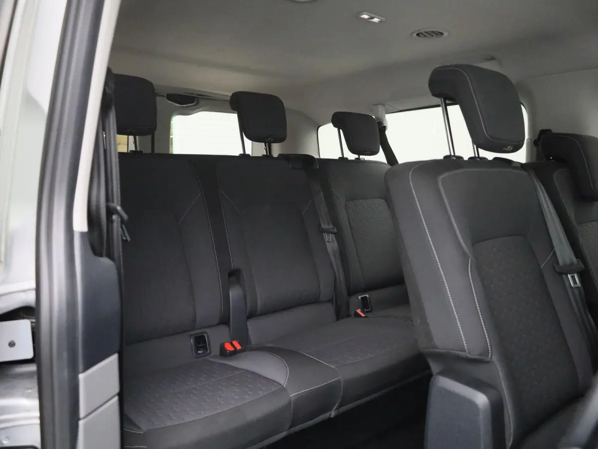 340 2.5 PHEV L2H1 Limited | Adaptieve Cruise Control | Stole-/stuurverwarming | Achteruitrijcamera | Lichtmetalen Velgen | Inklapbare Spiegels | VOL!