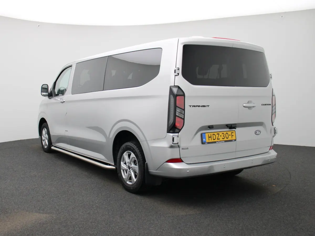 340 2.5 PHEV L2H1 Limited | Adaptieve Cruise Control | Stole-/stuurverwarming | Achteruitrijcamera | Lichtmetalen Velgen | Inklapbare Spiegels | VOL!