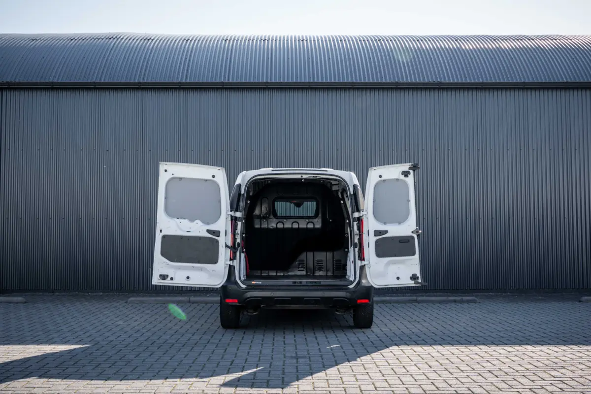 **1.5 Blue dCi 75 | Cruise | Airco**