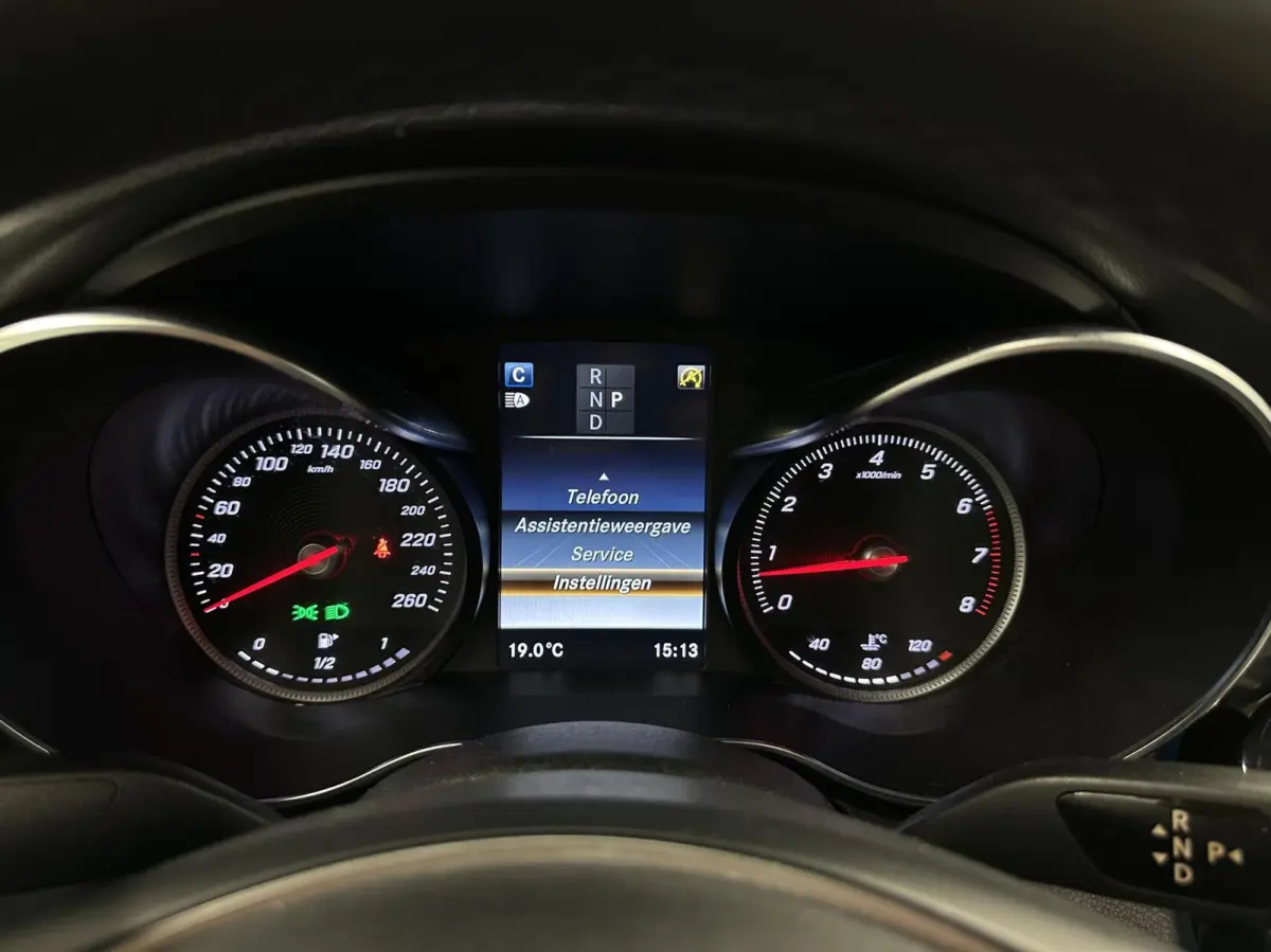200 Premium Plus STOELVERW. CRUISE AUTOMAAT