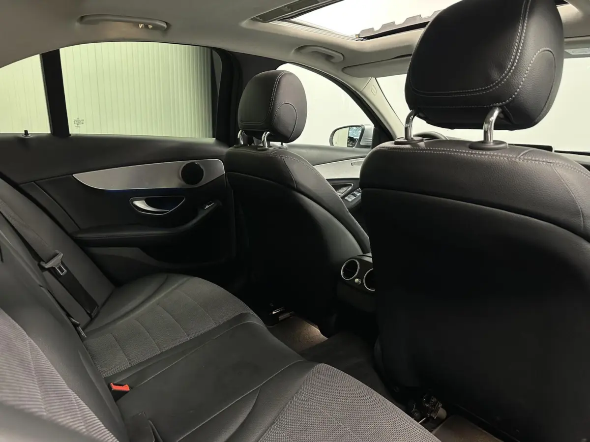 200 Premium Plus STOELVERW. CRUISE AUTOMAAT