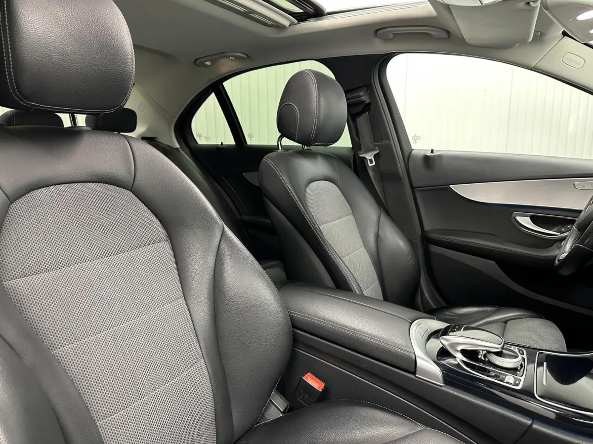 200 Premium Plus STOELVERW. CRUISE AUTOMAAT