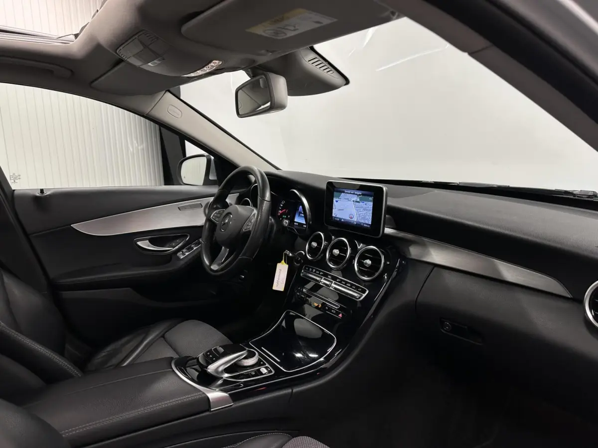 200 Premium Plus STOELVERW. CRUISE AUTOMAAT