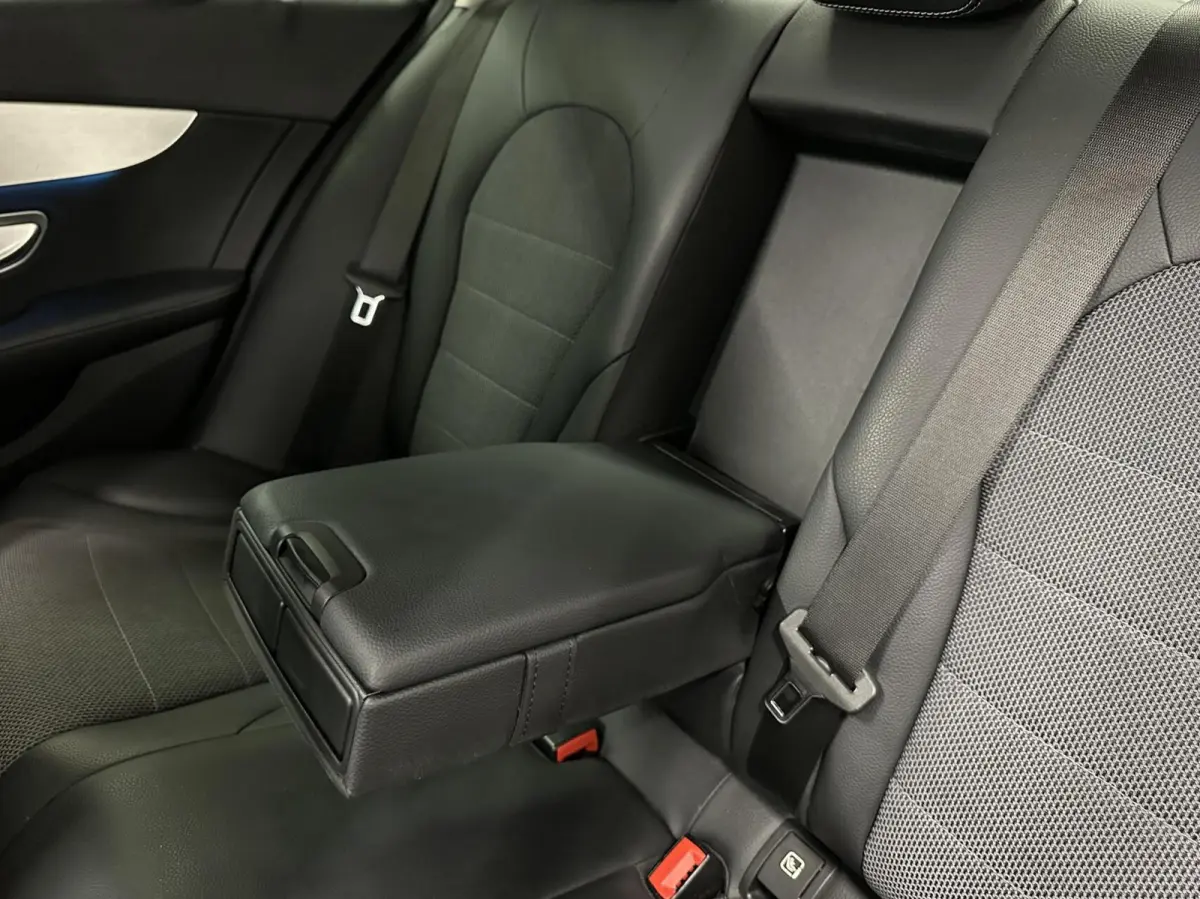 200 Premium Plus STOELVERW. CRUISE AUTOMAAT