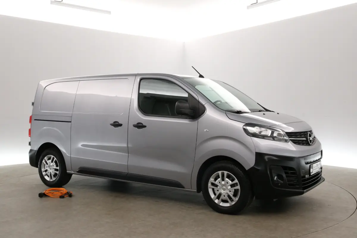 75 kWh L2H1 Long Range | Snelladen | SOH 92% | Airco | Cruise | 3 Zits | Parkeersens.