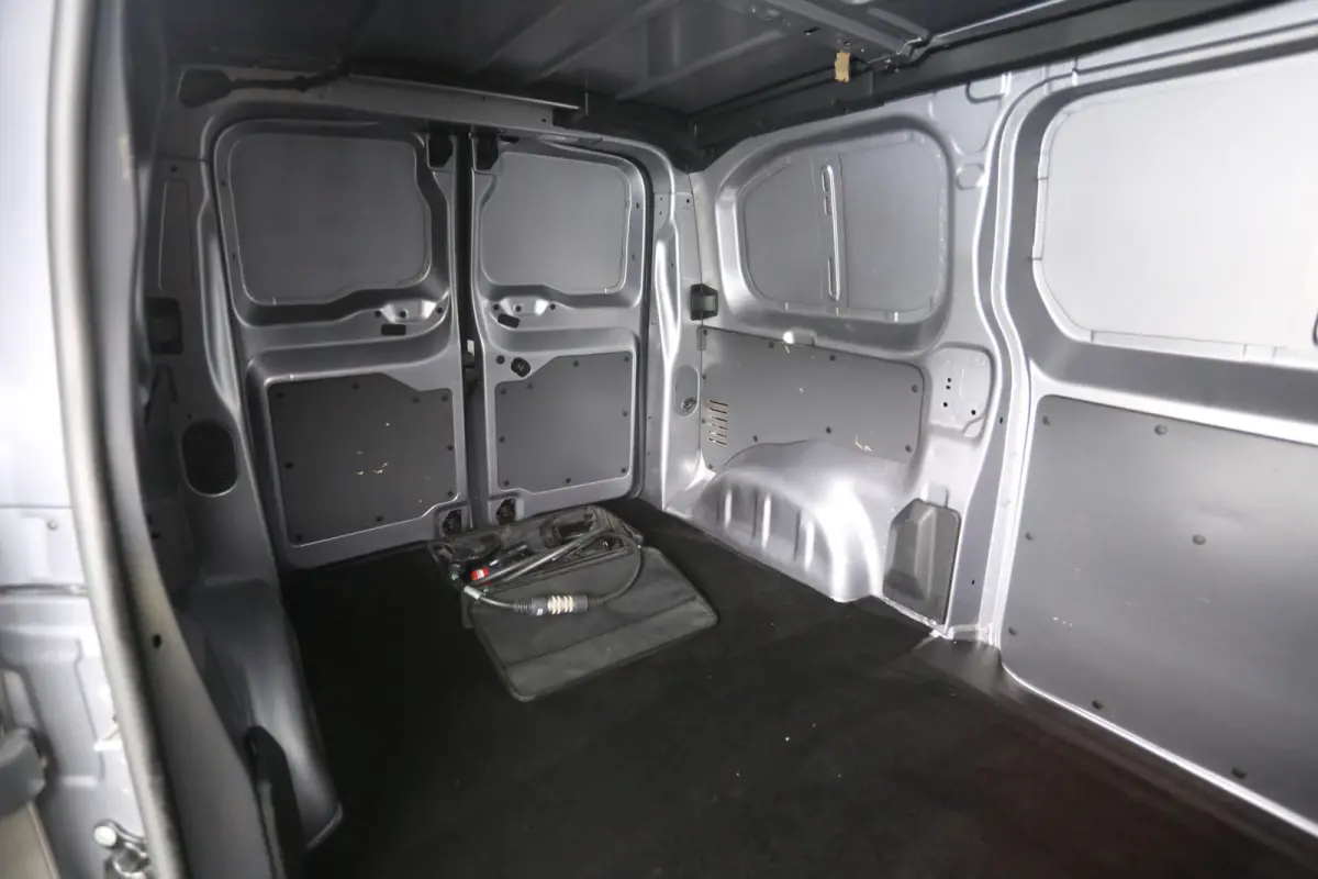 75 kWh L2H1 Long Range | Snelladen | SOH 92% | Airco | Cruise | 3 Zits | Parkeersens.