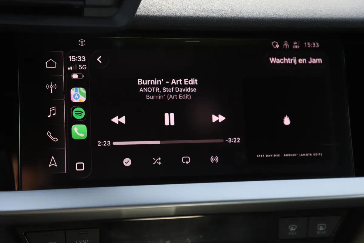 30 TFSI S edition Virtual Cockpit Half Leder Stoelverwarming LED Navigatie Achteruitrijcamera Parkeersensors Carplay S-Line Sport