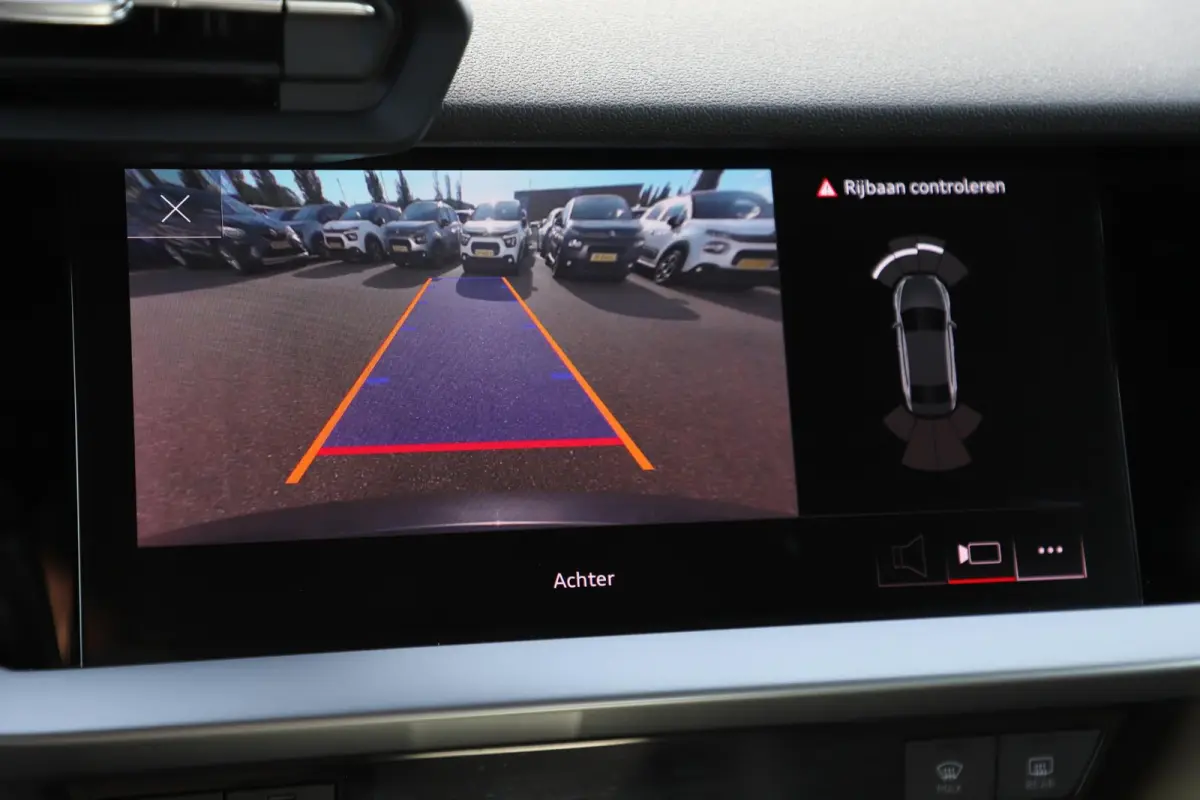 30 TFSI S edition Virtual Cockpit Half Leder Stoelverwarming LED Navigatie Achteruitrijcamera Parkeersensors Carplay S-Line Sport