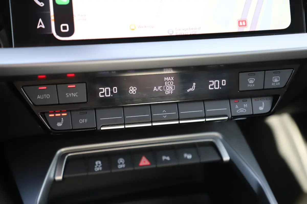 30 TFSI S edition Virtual Cockpit Half Leder Stoelverwarming LED Navigatie Achteruitrijcamera Parkeersensors Carplay S-Line Sport