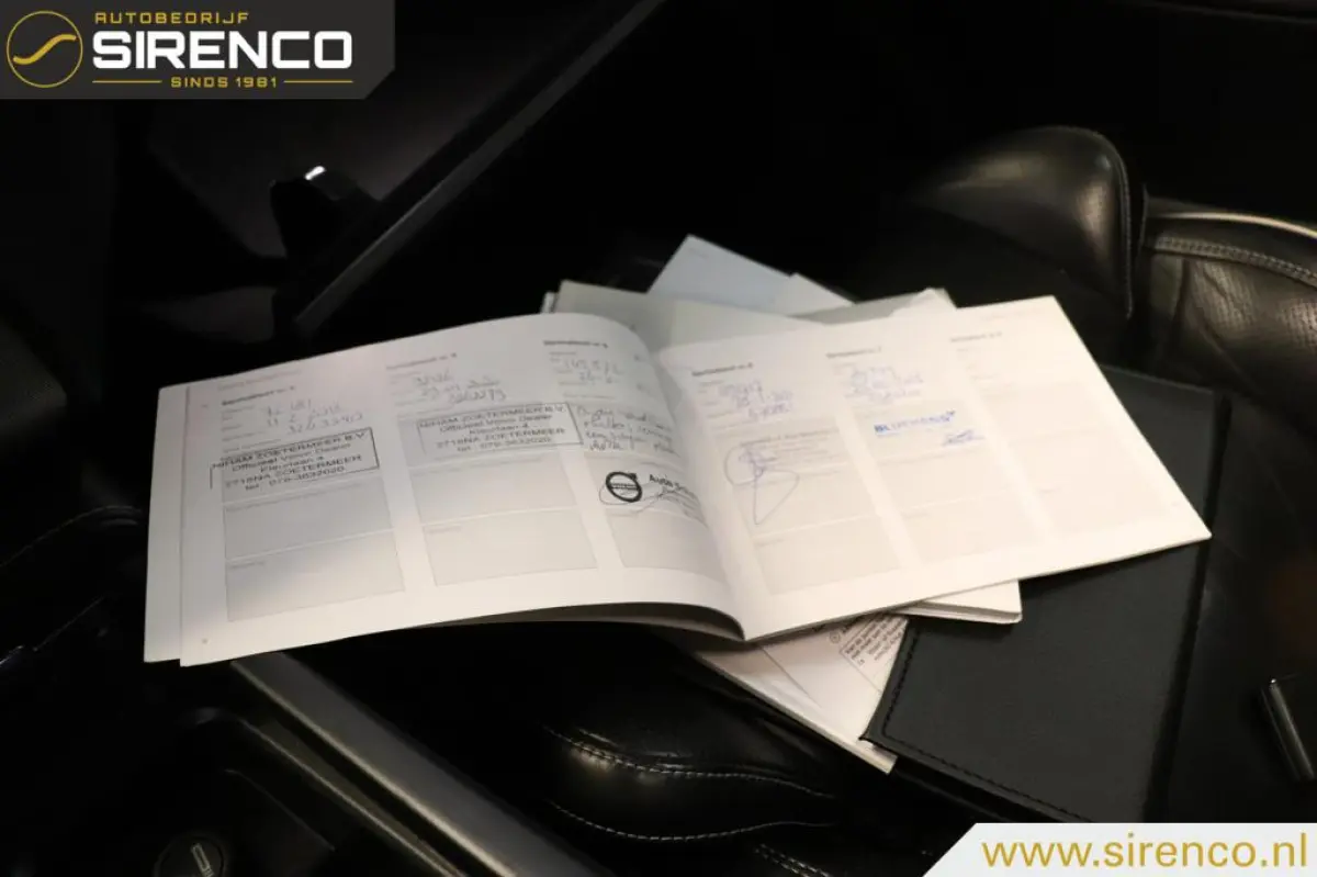 2.0 T8 Twin Engine AWD R-Design | blackpack | B&W | hud | panoramadak | stoel en stuur verwarming |