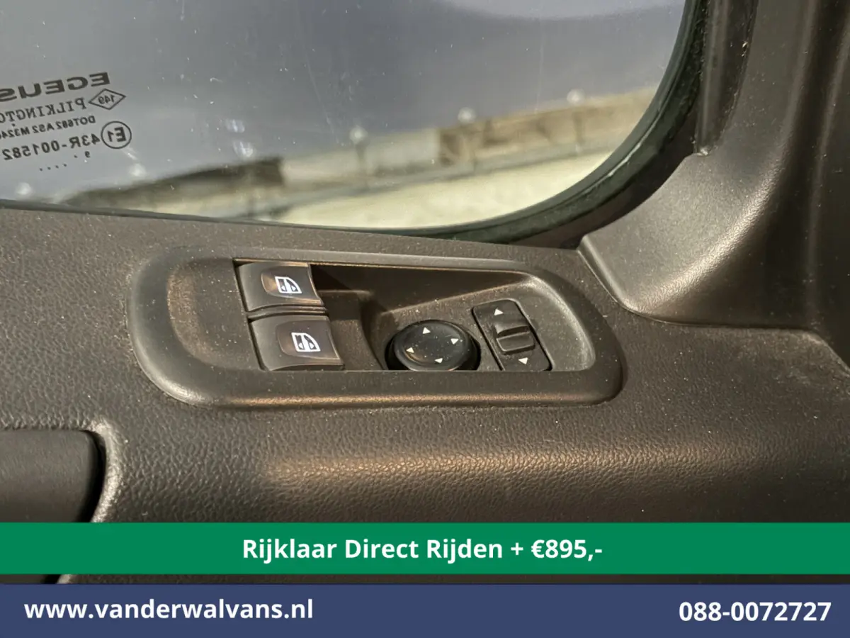 2.3 dCi 146pk Bakwagen Laadklep Euro6 *Rijklaar Direct Rijden* Airco | LED | 1000kg laadvermogen Bijrijdersbank Bijrijdersbank