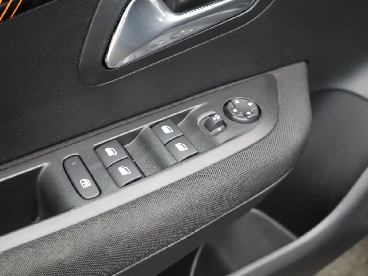 EV Active Pack 50 kWh 94% SOH | Carplay | Cruise Control | Stoelverwarming | Navigatie | Origineel NL!