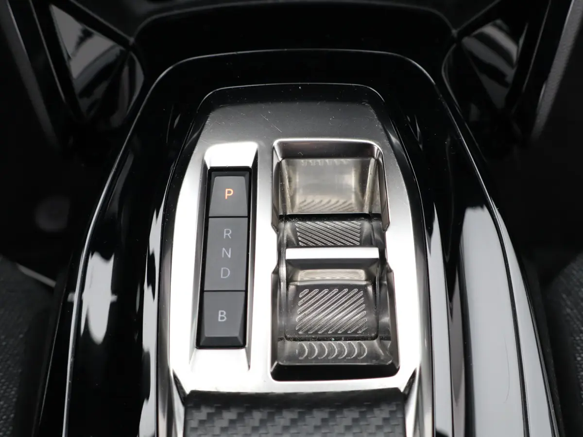 EV Active Pack 50 kWh 94% SOH | Carplay | Cruise Control | Stoelverwarming | Navigatie | Origineel NL!