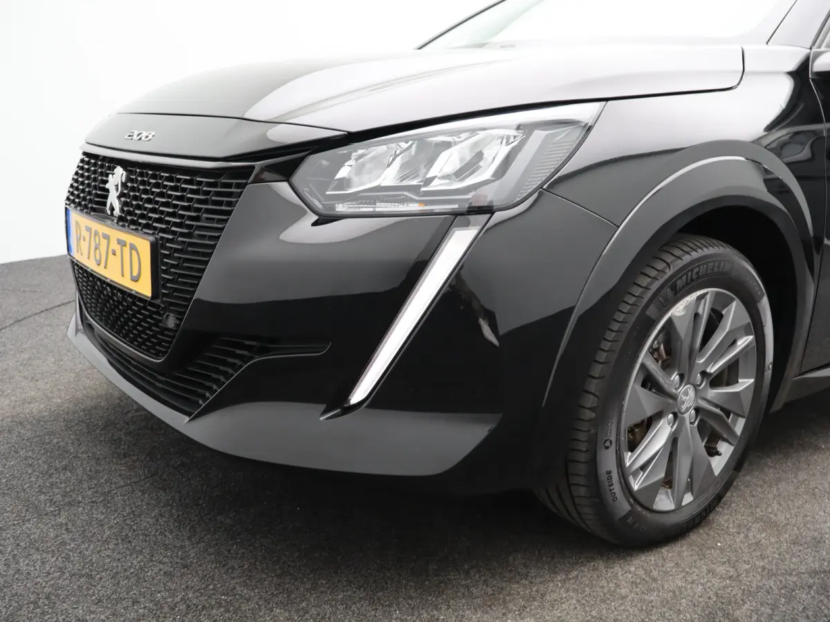EV Active Pack 50 kWh 94% SOH | Carplay | Cruise Control | Stoelverwarming | Navigatie | Origineel NL!