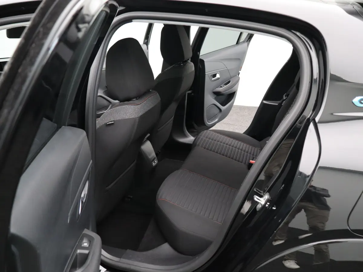 EV Active Pack 50 kWh 94% SOH | Carplay | Cruise Control | Stoelverwarming | Navigatie | Origineel NL!
