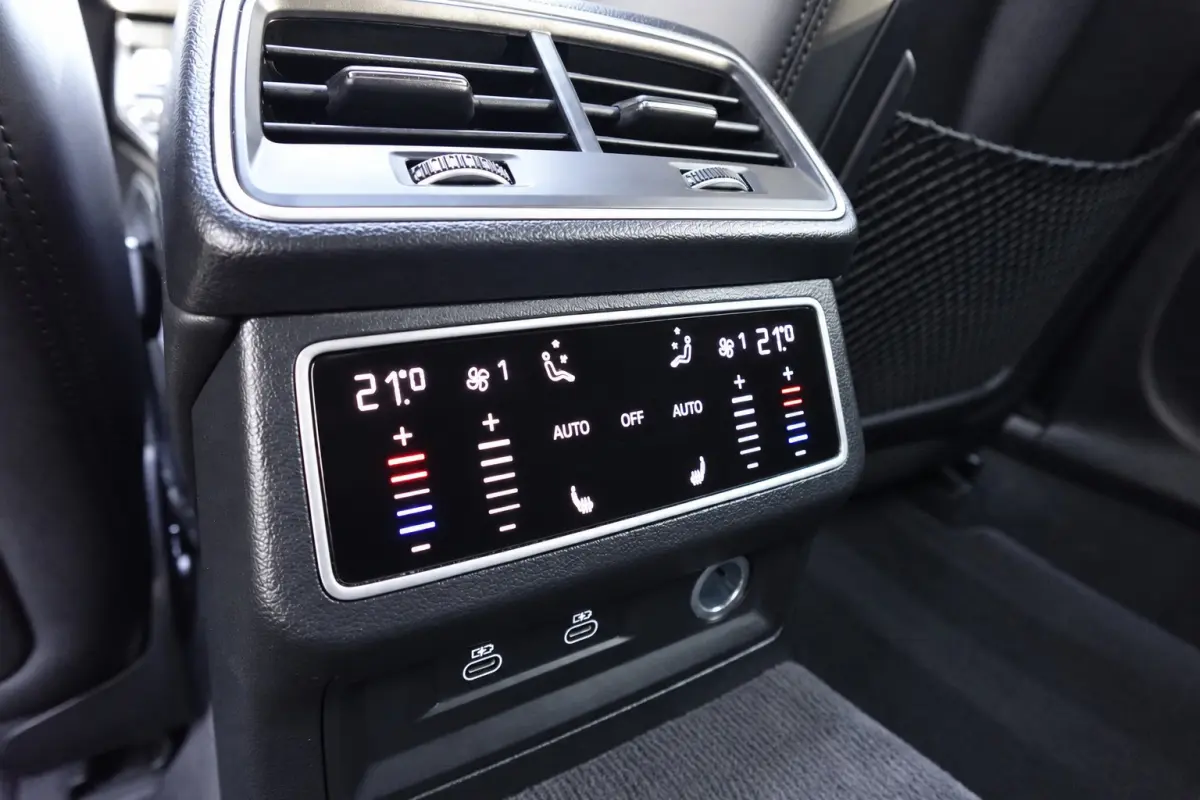 TFSI quattro DYNAMIC PANO KEYLESS KERAMISCH