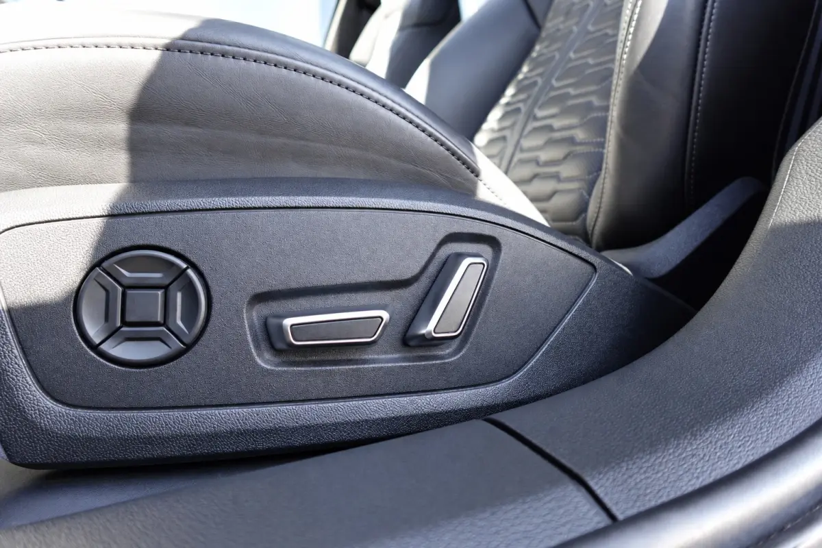 TFSI quattro DYNAMIC PANO KEYLESS KERAMISCH
