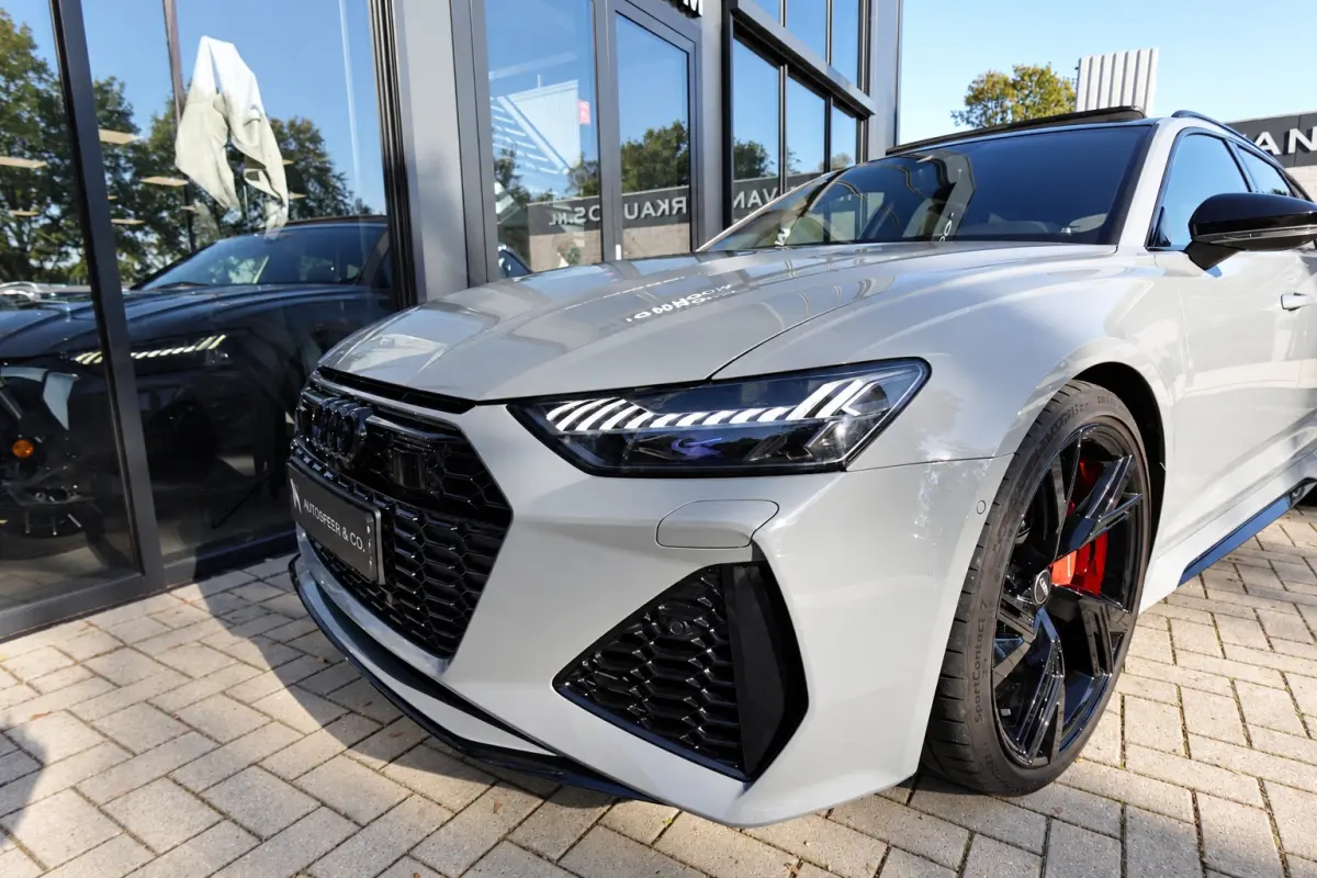 TFSI quattro DYNAMIC PANO KEYLESS KERAMISCH