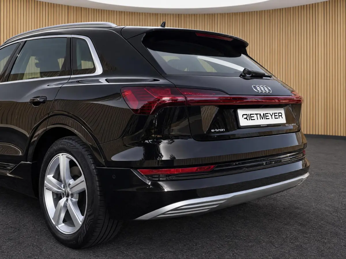 e-tron 50 quattro Launch edition plus 71 kWh |Pano |Stoelverw.